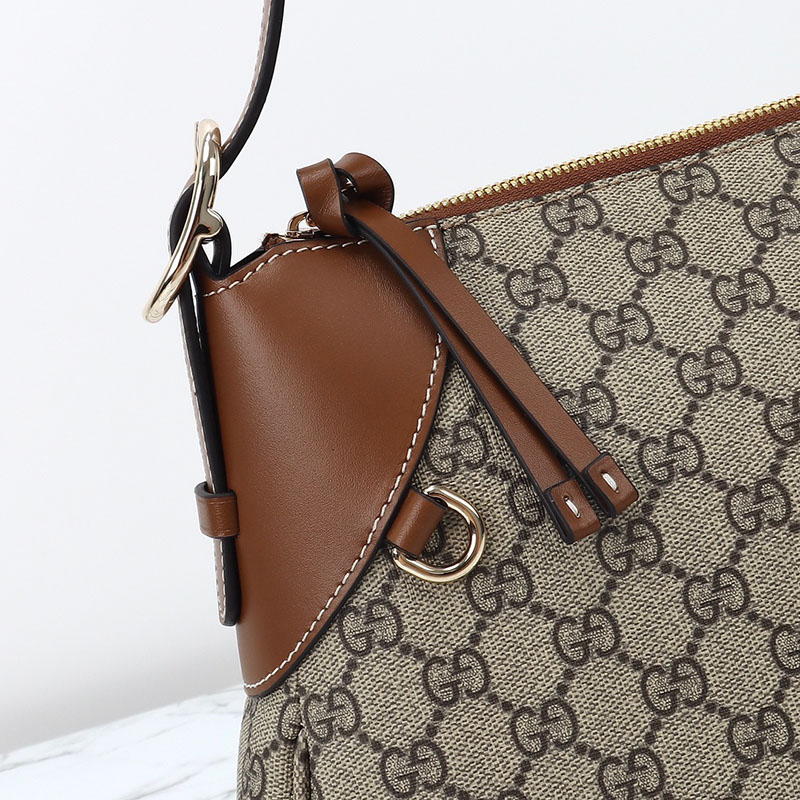 レディース グッチトートバッグ人気 グッチ GGエンブレム ラージ トートバッグ 815217 FAD6L 9758 ベージュ&ダークブラウン - 画像 (8)