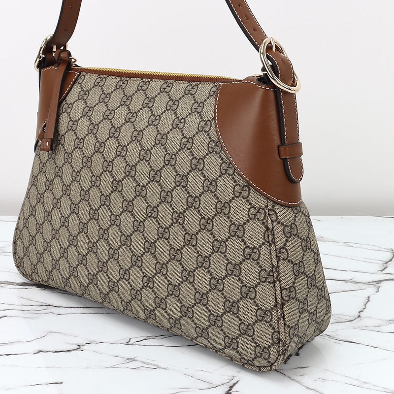 レディース グッチトートバッグ人気 グッチ GGエンブレム ラージ トートバッグ 815217 FAD6L 9758 ベージュ&ダークブラウン - 画像 (5)