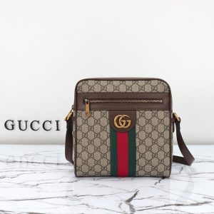 gucci ショルダーバッグ メンズ 人気