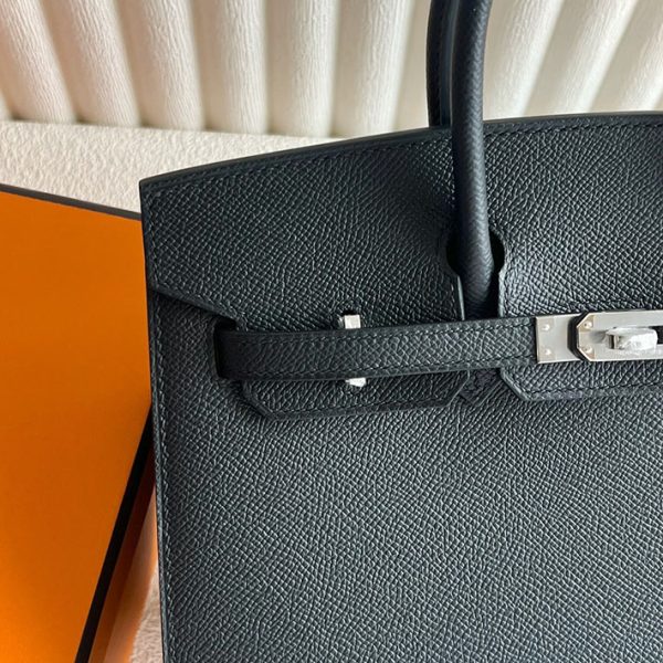 今流行りのバック レディース エルメス HERMES バーキン25 黒 ブラック ヴォーエプソン シルバー金具 2025定価 2513342 - 画像 (9)