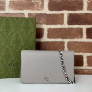 グッチ チェーンウォレット 2025 新作
