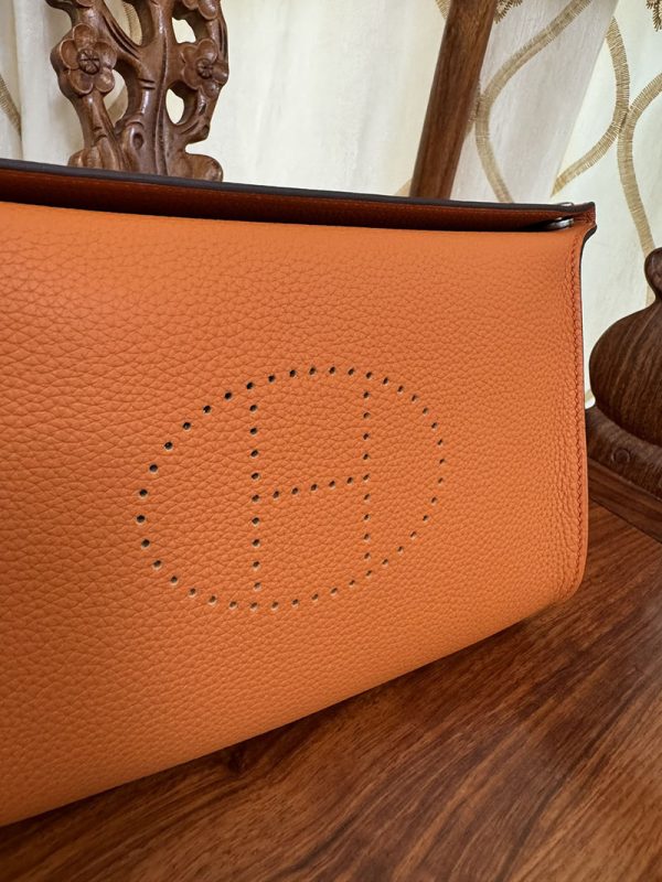 HERMES エルメス ヴィドポッシュ オレンジ トゴ シルバー金具 2513445 エルメス メンズ ショルダーバッグ - 画像 (8)