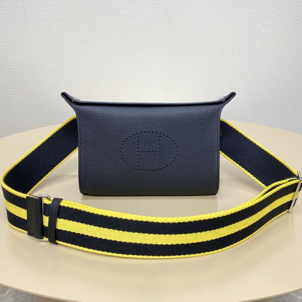 HERMES エルメス ヴィドポッシュ ブラック/ライム トゴ シルバー金具 2513450 エルメス メンズ ショルダーバッグ - 画像 (4)