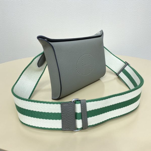 HERMES エルメス ヴィドポッシュ ブルーラン/ミント/ホワイト トゴ シルバー金具 2513452 エルメス メンズ ショルダーバッグ - 画像 (3)