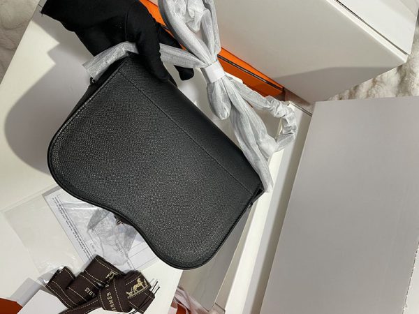 HERMES エルメス デッラ・カヴァッレリア 黒 ブラック ヴォーエプソン シルバー金具 2513490 デッラカヴァッレリア 定価 - 画像 (7)