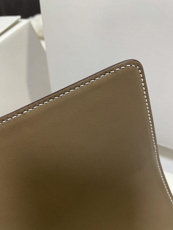 HERMES エルメス デッラ・カヴァッレリア エトゥープ ヴォーエプソン ゴールド金具 2513492 デッラカヴァッレリア 定価 - 画像 (3)