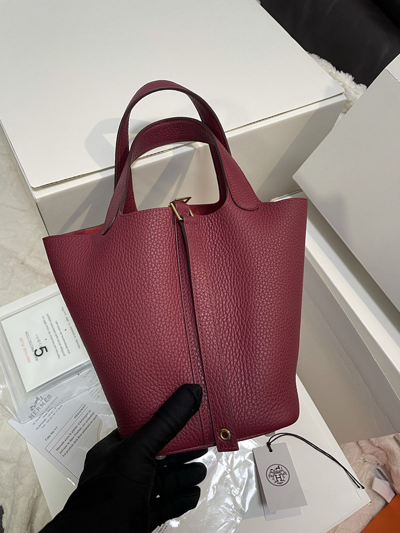 エルメス HERMES ピコタンロック PM ルージュグレナ トリヨンクレマンス ゴールド金具 2513501 ピコタン 新品 価格