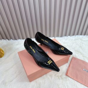 MIUMIU パンプス ビジュー