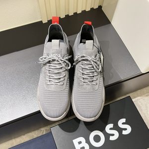 BOSS スニーカー アウトレット
