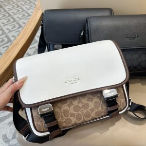 コーチ バッグ 斜めがけ 人気メンズ