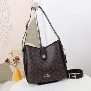 コーチ ハドリーホーボー アウトレット