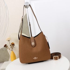 コーチ ハドリーホーボー アウトレット