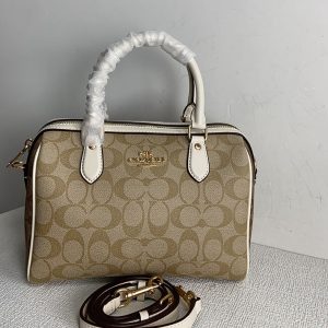 コーチ ボストンバッグ アウトレット