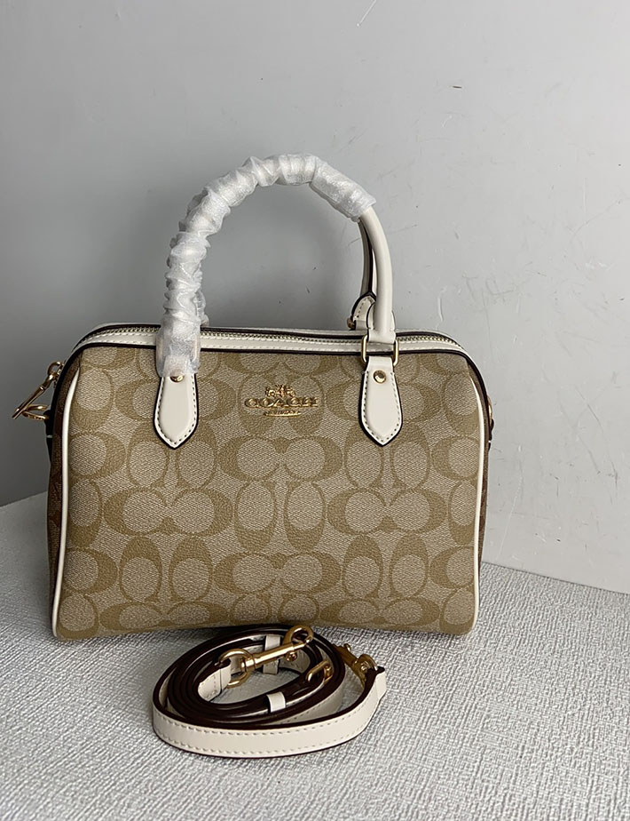 コーチ ボストンバッグ アウトレット