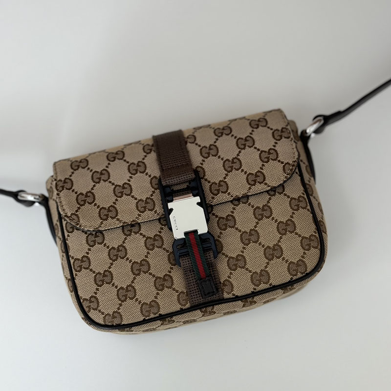 グッチ バッグ 新作 GUCCI GG ミニ クロスボディバッグ 802100 FADUS 9857 ベージュ/ブラウン グッチ ミニバッグ メンズ - 画像 (6)