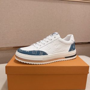 スニーカー人気 メンズ