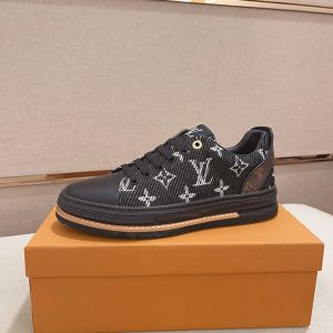 スニーカー 人気ブランド