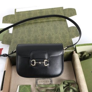 芸能人 バック 女性