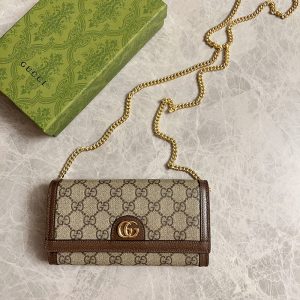 グッチ チェーンウォレット 口コミ