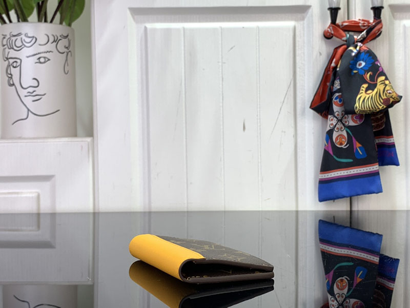 ルイヴィトン オーガナイザー・ドゥ ポッシュ サフラン イエロー ルイヴィトン オーガナイザー・ドゥ ポッシュ サフラン イエロー