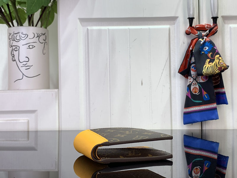 ルイヴィトン ポルトフォイユ・ミュルティプル サフラン イエロー M12837 モノグラム ルイヴィトン 財布 人気ランキング - 画像 (7)