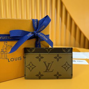 lv カードケース 薄型 人気