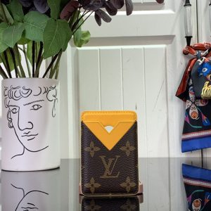 ルイヴィトン カードケース モノグラム