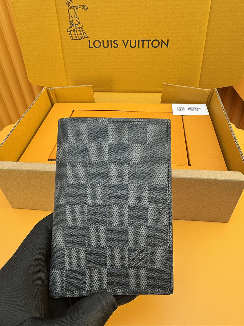 激安サイト ルイヴィトン パスポートカバー クーヴェルテュール・パスポール NM N64411 RFID ダミエ ブラック ヴィトン激安通販店舗 口コミ - 画像 (8)