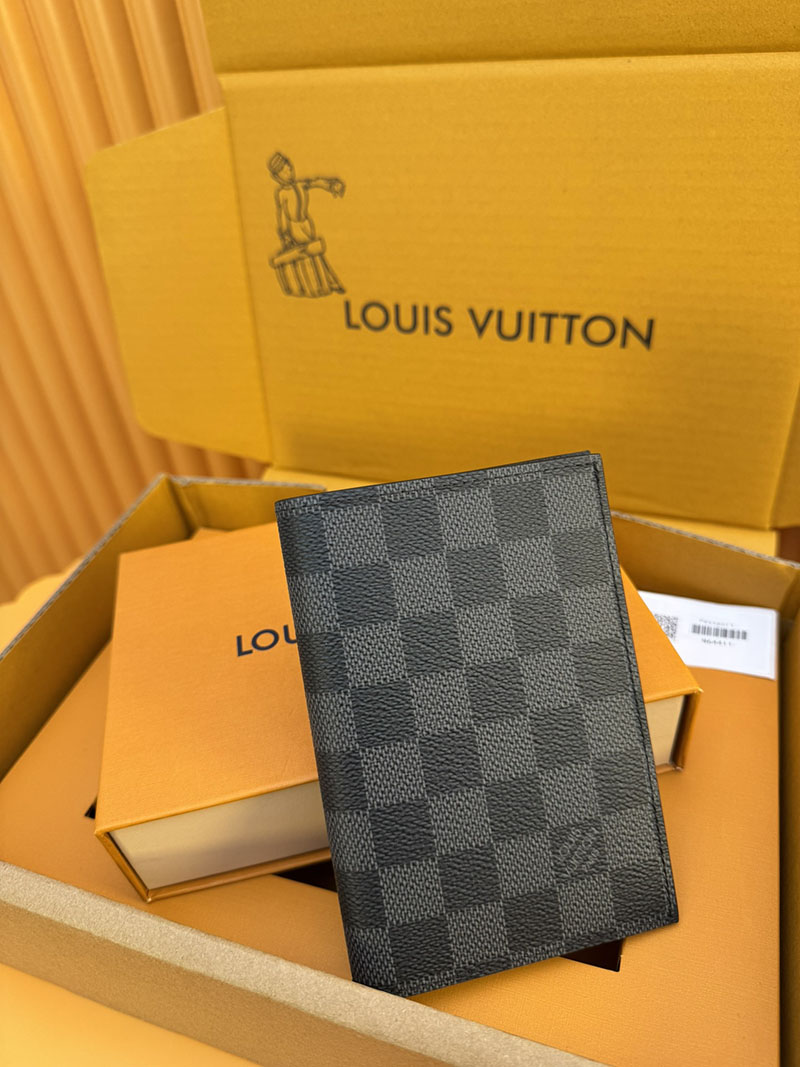 激安サイト ルイヴィトン パスポートカバー クーヴェルテュール・パスポール NM N64411 RFID ダミエ ブラック ヴィトン激安通販店舗 口コミ - 画像 (7)