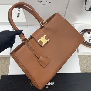 セリーヌ トートバッグ 新作 2025