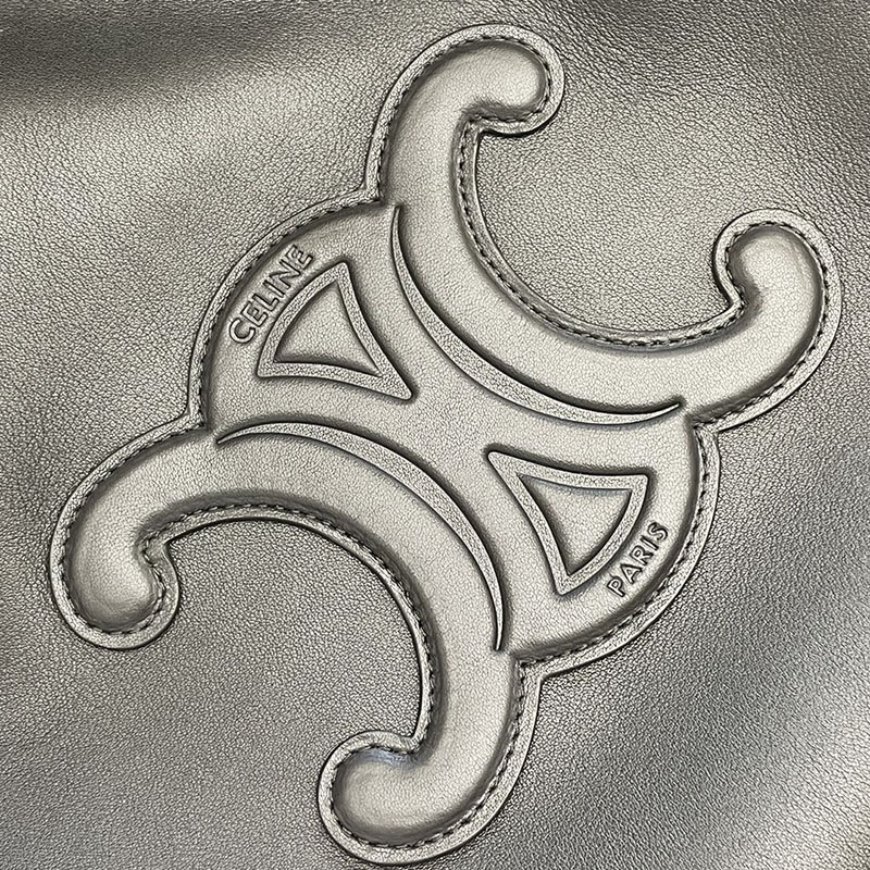 最高級セリーヌスーパーコピー セリーヌバッグコピー カバ ドローストリング キュイル トリオンフ 199973ENY.38NO ブラック セリーヌ トートバッグ 人気 - 画像 (6)