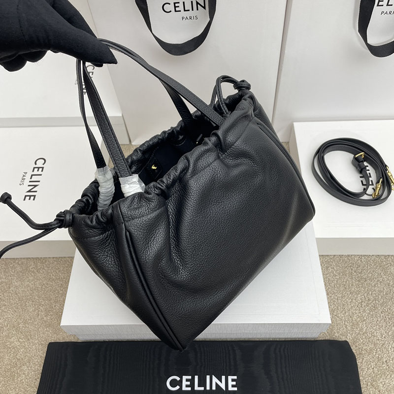 最高級セリーヌスーパーコピー セリーヌバッグコピー スモール カバ ドローストリング キュイル トリオンフ 111013ENY.38NO ブラック セリーヌ トートバッグ 人気 - 画像 (9)