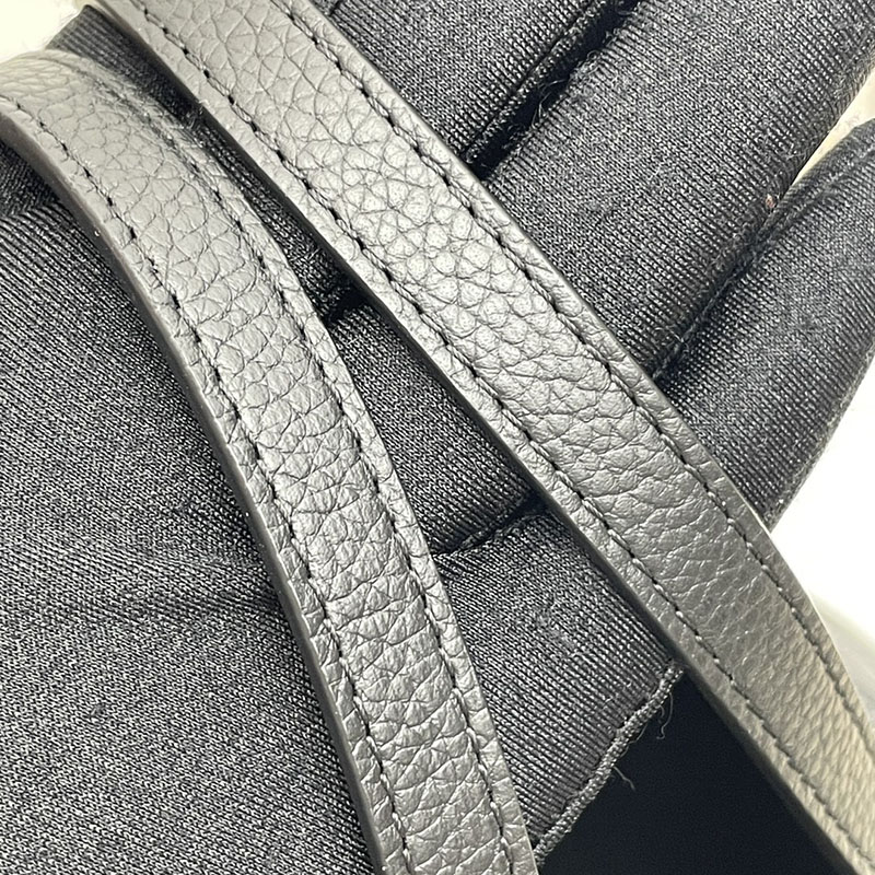 最高級セリーヌスーパーコピー セリーヌバッグコピー スモール カバ ドローストリング キュイル トリオンフ 111013ENY.38NO ブラック セリーヌ トートバッグ 人気 - 画像 (5)