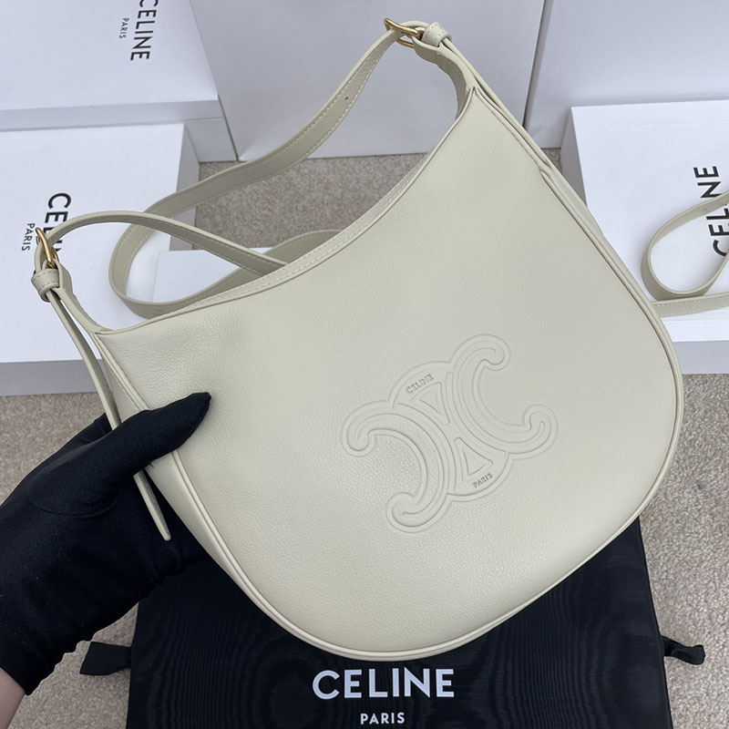 セリーヌ ホーボーバッグ 新作 2025