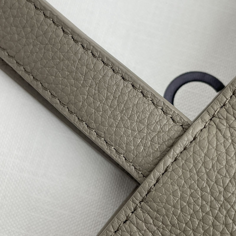 最高級セリーヌスーパーコピー セリーヌバッグコピー ミディアム カバ アナイス キュイル トリオンフ 116853ENY.10BL ぺブル セリーヌ トートバッグ 人気 - 画像 (4)