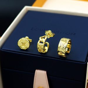 ヴィトン ピアス レディース 人気