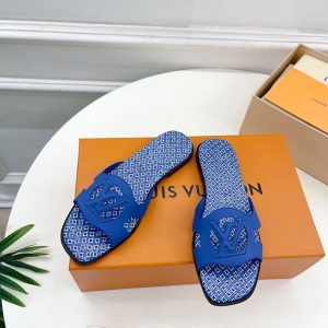 アマゾン通販サンダル