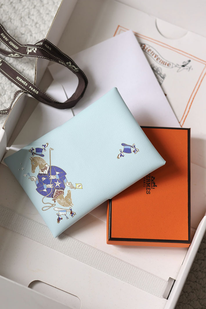 HERMES ガルヴィ　名刺入れ 手の届くエルメス – 名刺入れ・カードケース「カルヴィ