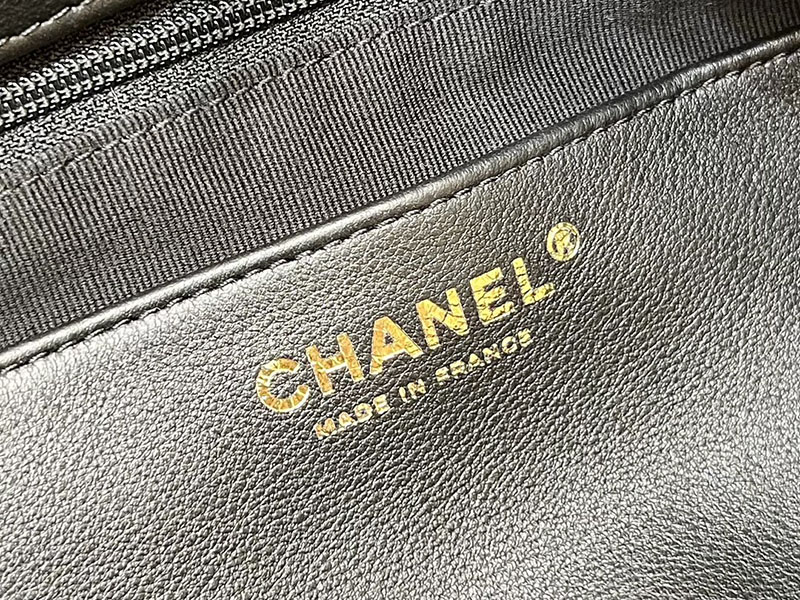 シャネル 新作バッグ H品 CHANEL ショルダーバッグ マトラッセ ココマーク ホーボーバッグ ブラック A57573 Y83828 94305 - 画像 (4)