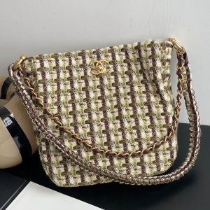 シャネル ホーボーバッグ 定価