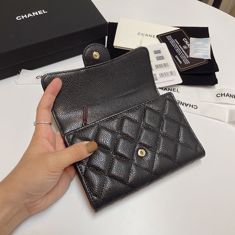 シャネルで人気の財布 CHANEL レディース MATELASSE マトラッセ ミディアム ココマーク メタルロゴ AP0232 Y01864 C3906 - 画像 (5)