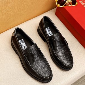 靴 人気ブランド メンズ