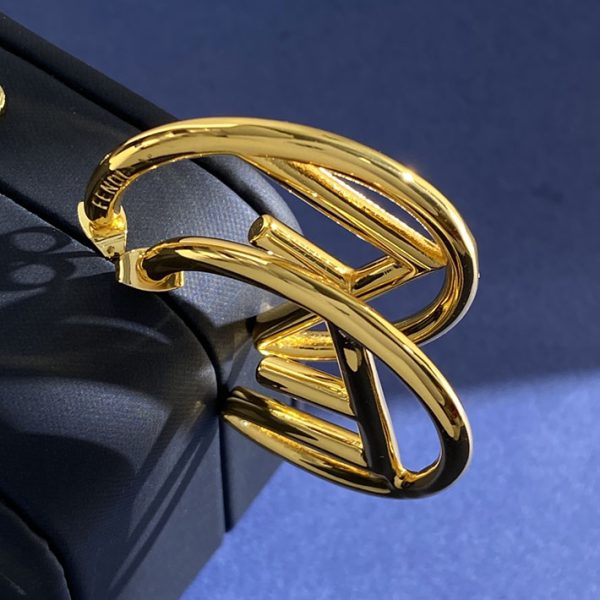 最高級フェンディスーパーコピー フェンディピアスコピー FENDI