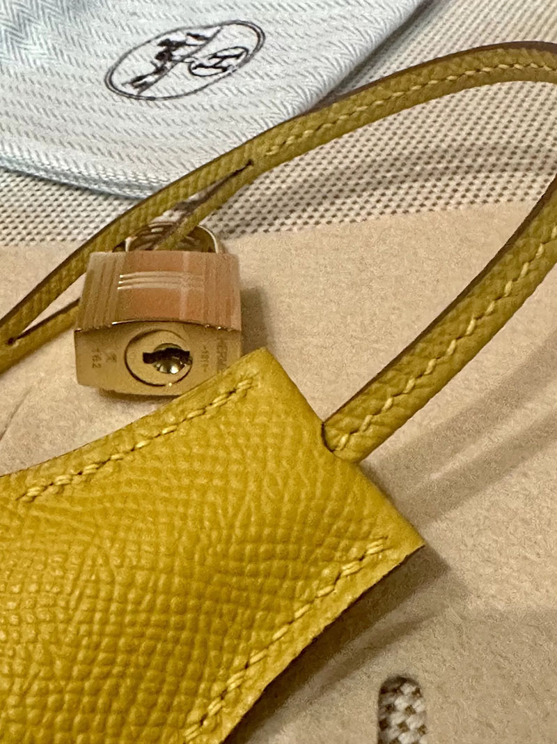 エルメス アウトレット 店舗 HERMES バーキン25 ジョーヌアンブル ヴォーエプソン ゴールド金具 2520865 エルメス バーキン25 定価 - 画像 (4)