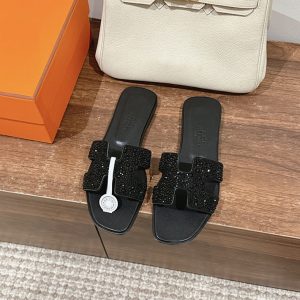 ハイブランド サンダル アウトレット