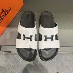 エルメス サンダル メンズ 人気