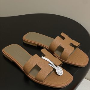 レディース サンダル 人気ブランド