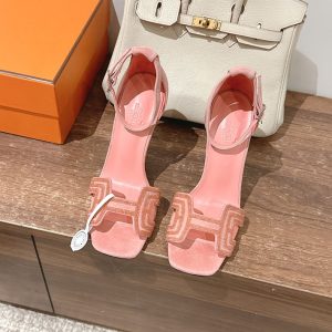 エルメス サンダル 人気