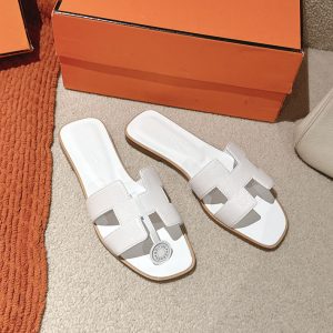 サンダル 人気ブランド