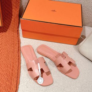 サンダル 人気ブランド